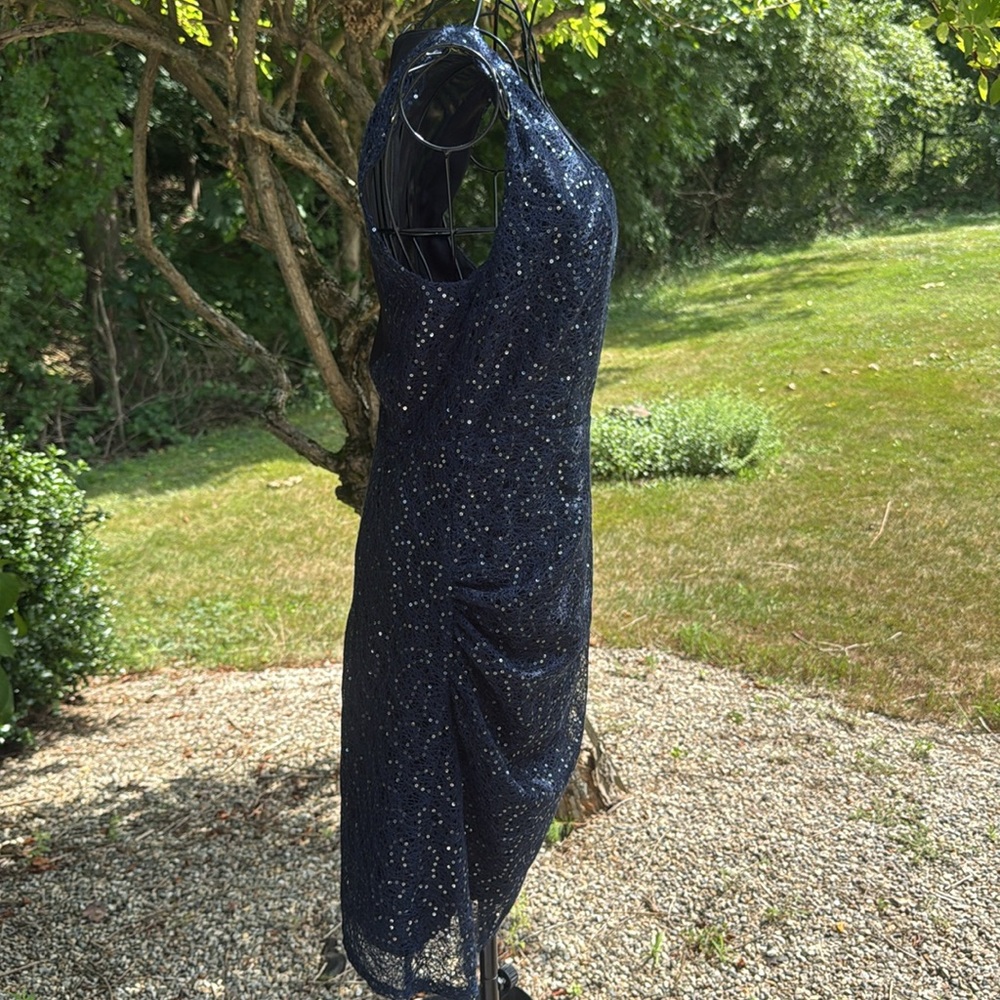 Alice + and Olivia Navy sequin RUCHED side cocktail dress - Picture 4 of 7